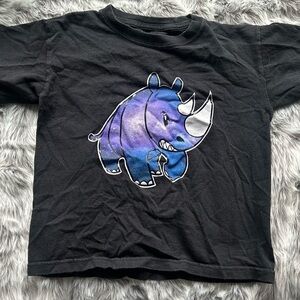 Baby Tee Black Rhino Graphic T-Shirt